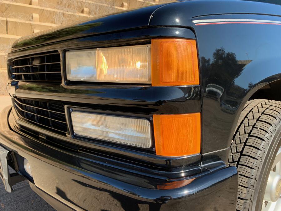 Детали экстерьера Chevrolet Tahoe Limited (GMT840) 2000 года  (фото 51 из 233)